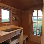 Campismo de Luxo Veritable Roulotte Hippomobile 